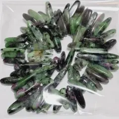 9936 天然石 ルビーインゾイサイト 1連 約38cm