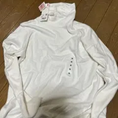 ユニクロタートルネックセーター