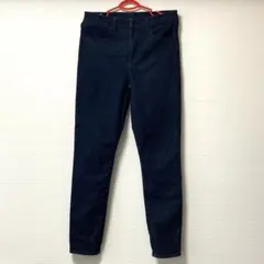 ユニクロ　ウルトラストレッチジーンズ