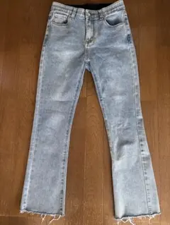 ライトブルーストレートデニムS