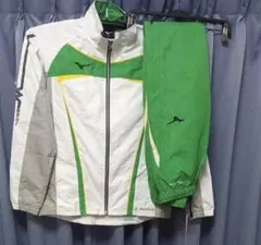 ミズノ　ウインドブレーカー