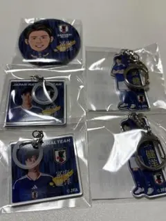 サッカー 日本代表 缶バッジ キーホルダー めじるし カード セット モバガチャ サッカー 日本代表 缶バッジ キーホルダー めじるし カード セット