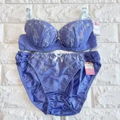 B65【tutuanna】ネコ 猫 シルエット ブラショーツセット 新品のサムネイル