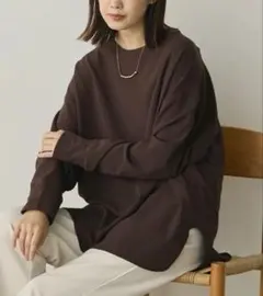 ストレッチカットジョーゼット裾ラウンドプルオーバー / ブラウン