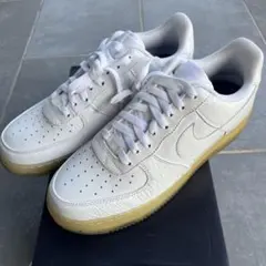 NIKE AIR FORCE 1 ホワイト