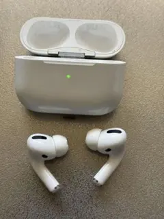 H*様 AirPods Pro 第1世代 ジャンク（通話不良・ケース変色）付属品