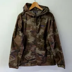 patagonia nylon jacket camo M
