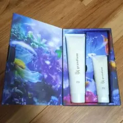 新品未使用✨️POLAボディクリーム＆ハンドエッセンスセットのサムネイル
