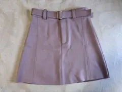 ZARA ピンクスエードミニスカートスカート