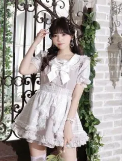 LIZLISA♡ハート衿プリーツフリルワンピース - メルカリ