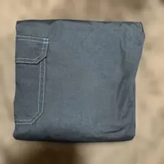 黒っぽいグレー カーゴパンツ ゴム入りウエスト