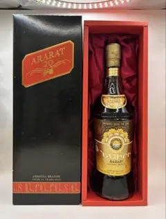 ARARAT 20年 ブランデー ギフトボックス入り Amazon.co.jp: Armenian Brandy Ararat 20 Years [16.9 fl oz (500 ml
