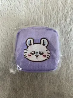 ちいかわ モモンガ刺繍ミニポーチ カラビナ付き