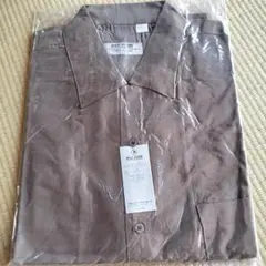 2点 色違い　長袖　シャツ