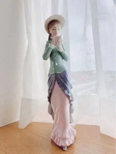 美品　LLADRO　「読書する貴婦人」 2026年最新】リヤドロ 読書する貴婦人の人気アイテム - メルカリ