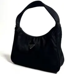 【極美品✨】プラダ アクセサリーポーチ ハーフムーン 肩掛け ナイロン 三角ロゴ