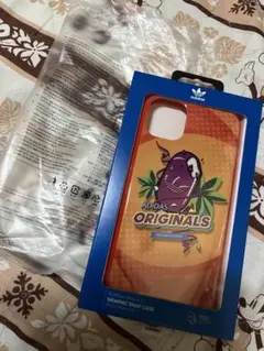 adidas iPhone 11 GRAPHIC SNAP CASEのサムネイル