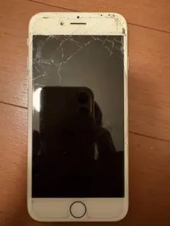 初期化済 iPhone 6 シルバー 画面割れ ジャンク