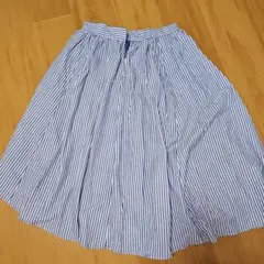 【値下げ】VIS ビス　フレアスカート 青と白のストライプ Lサイズのサムネイル