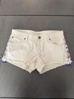DENIM&SUPPLYRALPHLAUREN ビーズ装飾ホワイトショートパンツのサムネイル