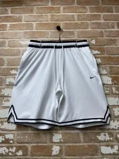NIKE フェデラー 2009 ウィンブルドン 優勝モデル ショーツ - メルカリ