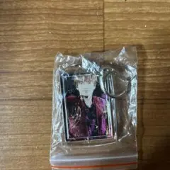 アイドル写真入りアクリルキーホルダー　深澤さん