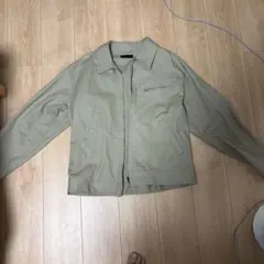 ユニクロ ベージュ ブルゾン