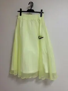 NIKE イエローフレアスカート シフォン素材