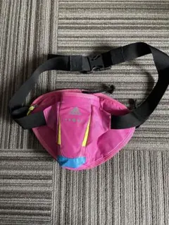 adidas ボディバッグ・ウエストポーチ ピンク