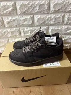 Travis Scott × Air Jordan 1 Low OG 26.5㎝