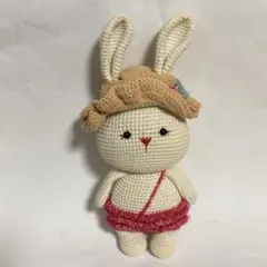 ウサギ あみぐるみ 帽子付き