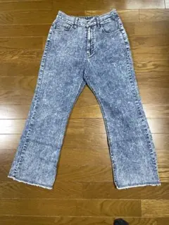 ⭐︎SALE⭐︎ ブーツカットデニムパンツ ブルー　後ろゴム　スリット入り　ＬP