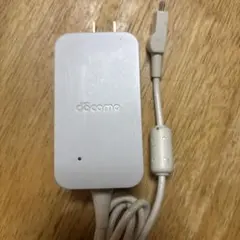 docomo ACアダプタ 05