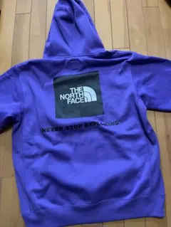 ★THE NORTH FACE パープル パーカー★
