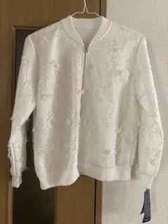 レディース＊ホワイト 花柄刺繍 ブルゾンM〜L