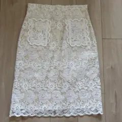 CORTES WORKS / ホワイト花柄レースタイトスカート