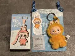 LABUBU PIN FOR LOVE イニシャルラブブ Y