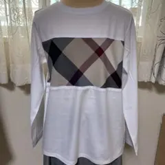 バーバリーブルーレーベル　ホワイト チェック柄 長袖Tシャツ