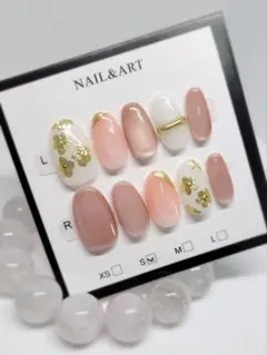 【Sサイズ】 ネイルチップ ホワイトピンク マグネット ゴールド花 No.39