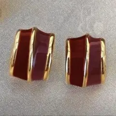 アンティーク　ボルドー　ピアス　レトロ　小ぶり　大人可愛い　高見え　両耳用
