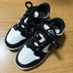 NIKE Dunk Low Black White スニーカー　22cmのサムネイル