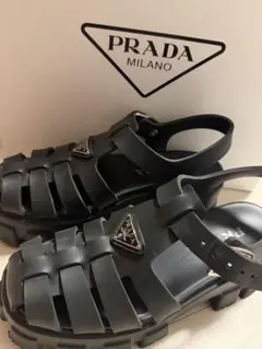 PRADA ラバークロスサンダル27㎝ - メルカリ