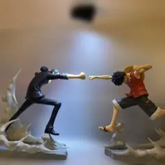 ワンピース ルフィ ロブ・ルッチアクションフィギュア　箱付き　戦光絶景