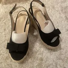 リボン付き黒スリングバックサンダル‼️お値下げします