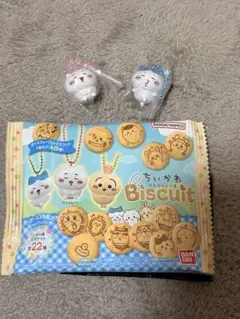 ちいかわ　マスコット付きビスケット　ちいかわ　ハチワレ　2点セット