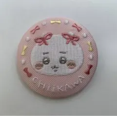ちいかわ 刺繍缶バッジ2のサムネイル