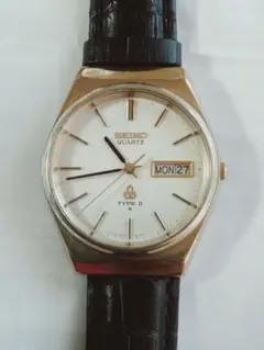 美品！　セイコータイプ2. ビンテージクォーツ　グリーン　稼働中 セイコー クォーツ タイプ2 未使用品 1977年 グリーン文字盤は