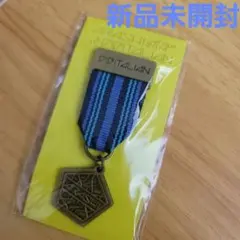 【新品未開封】嵐  メダルブローチ