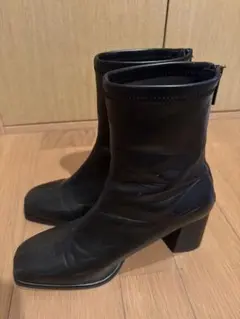 ショートブーツ