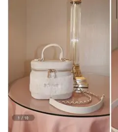 完売品】 Peony ホリデーケーキバニティバッグ ホワイト 白 - メルカリ